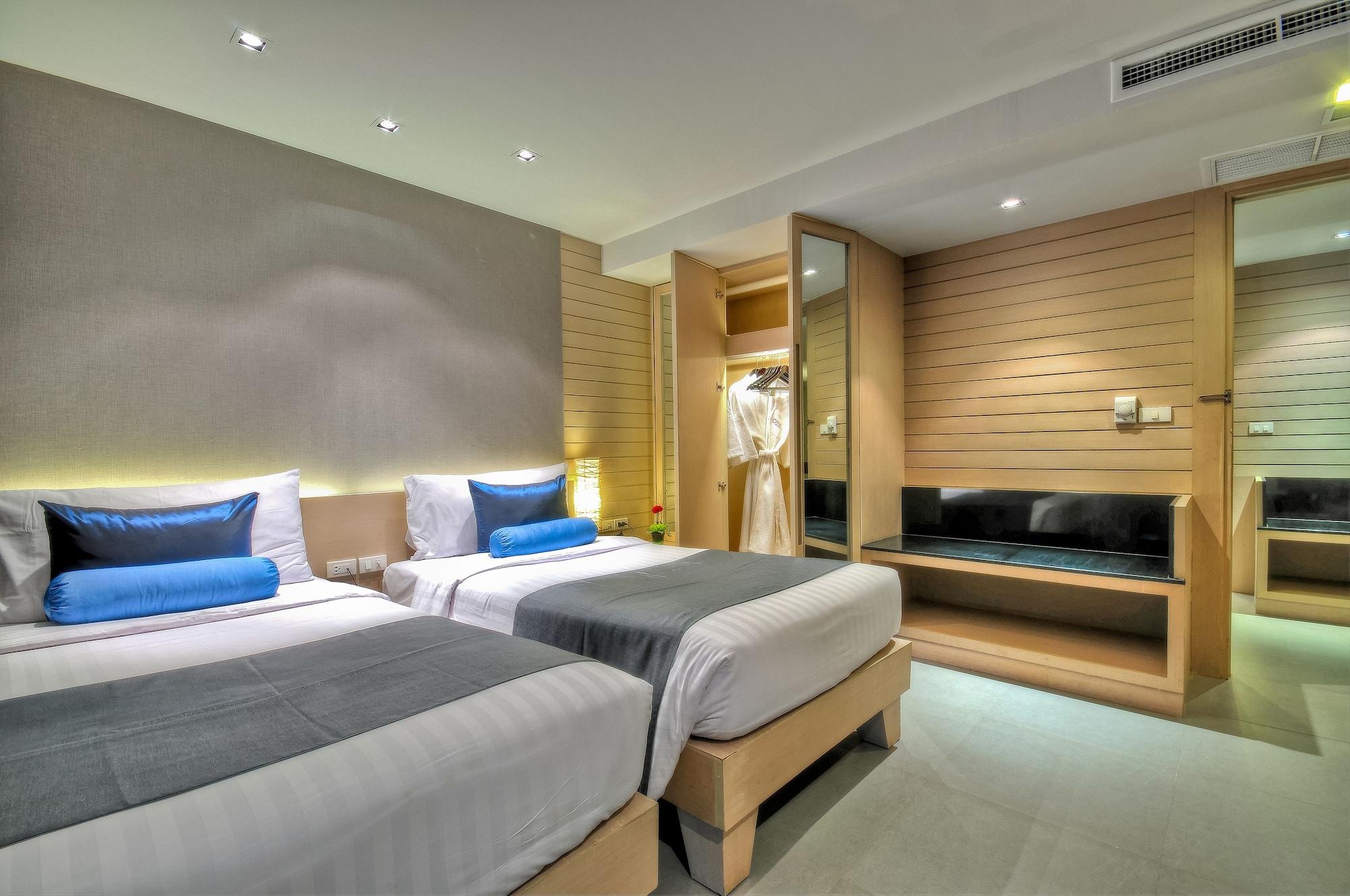 Ashlee Heights Hotel Patong Exterior photo