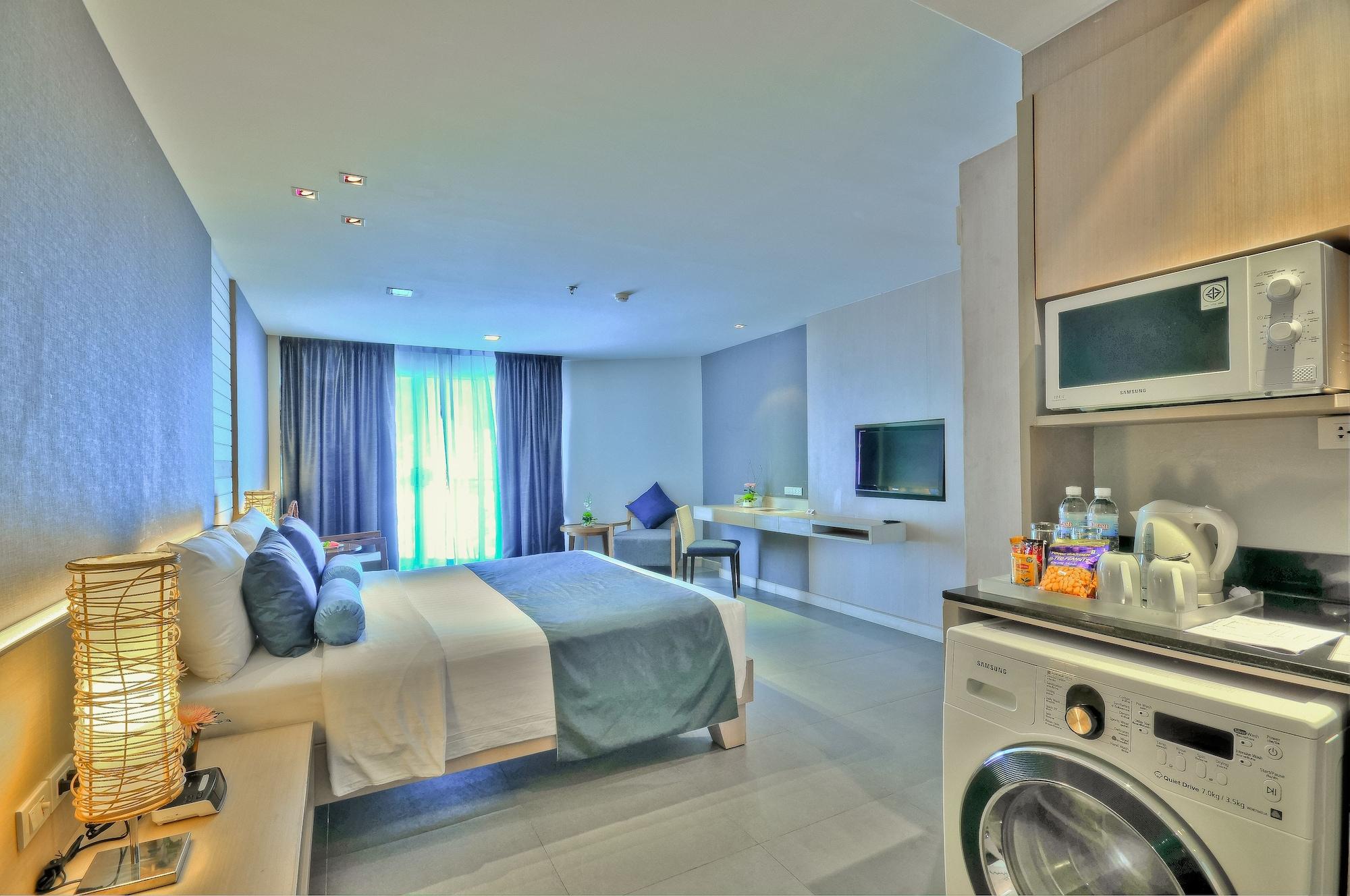 Ashlee Heights Hotel Patong Exterior photo
