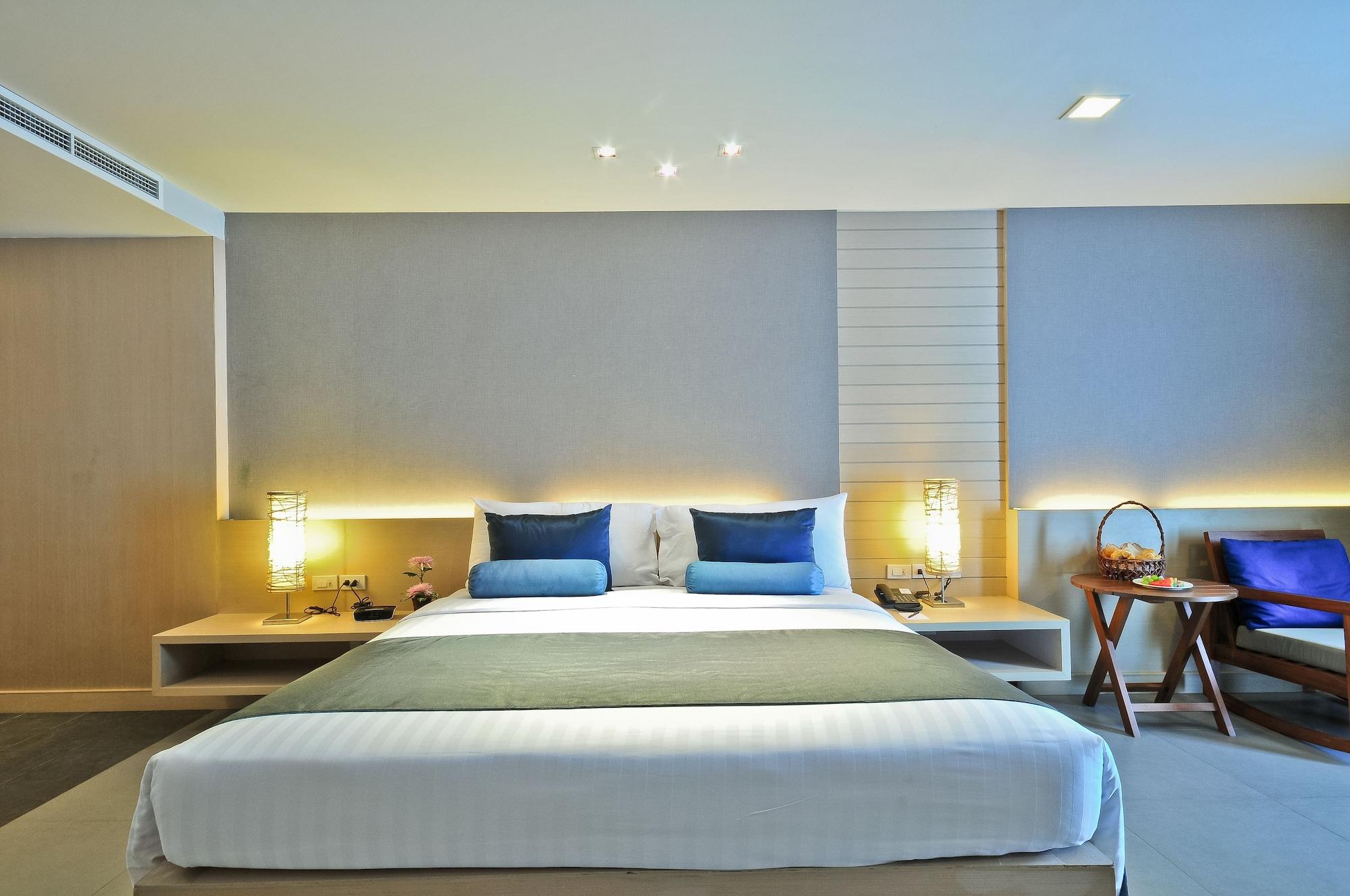 Ashlee Heights Hotel Patong Exterior photo
