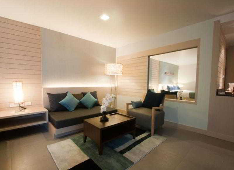 Ashlee Heights Hotel Patong Exterior photo