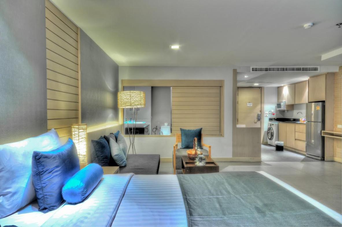 Ashlee Heights Hotel Patong Exterior photo