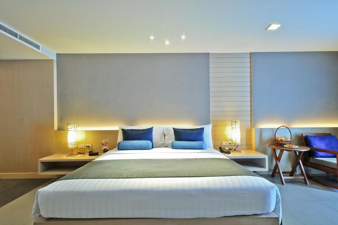 Ashlee Heights Hotel Patong Exterior photo