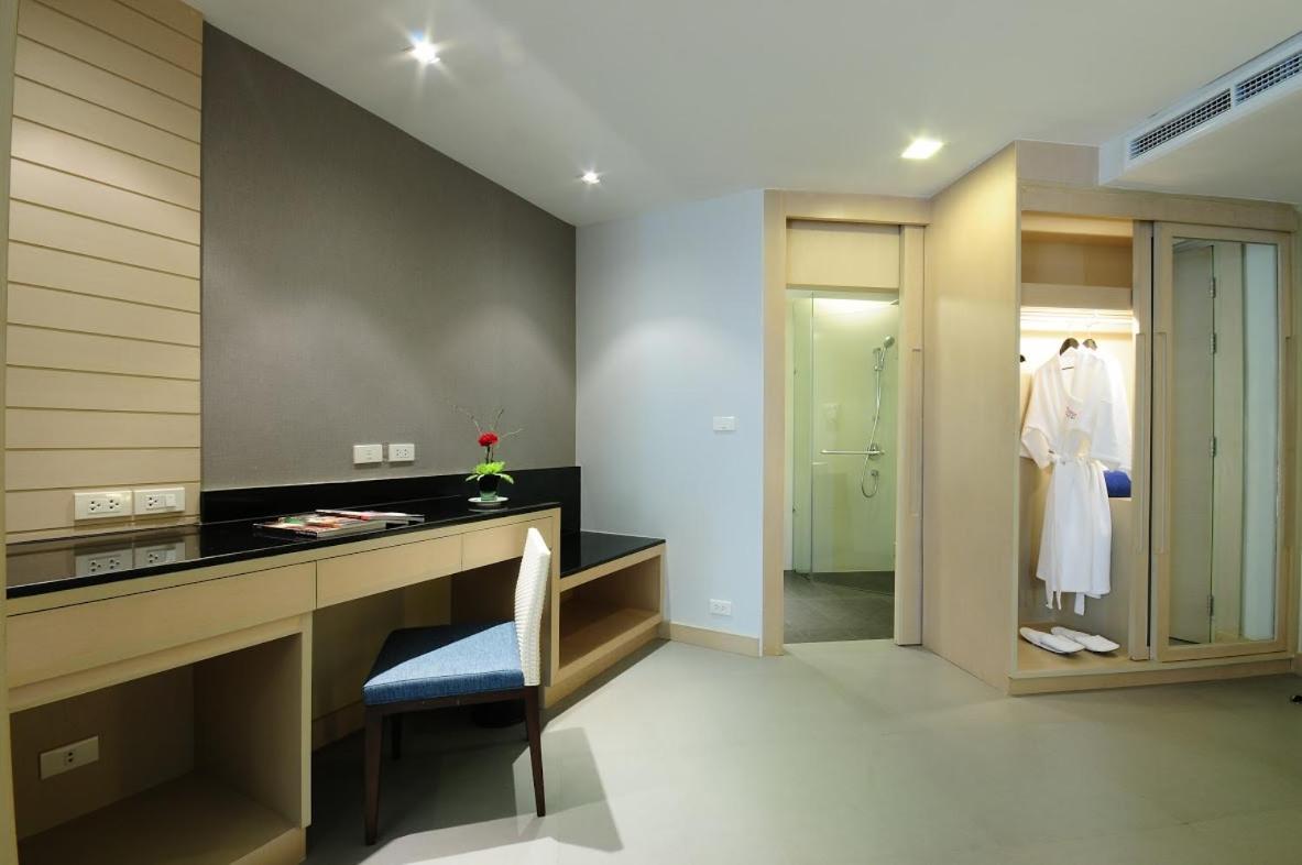 Ashlee Heights Hotel Patong Exterior photo