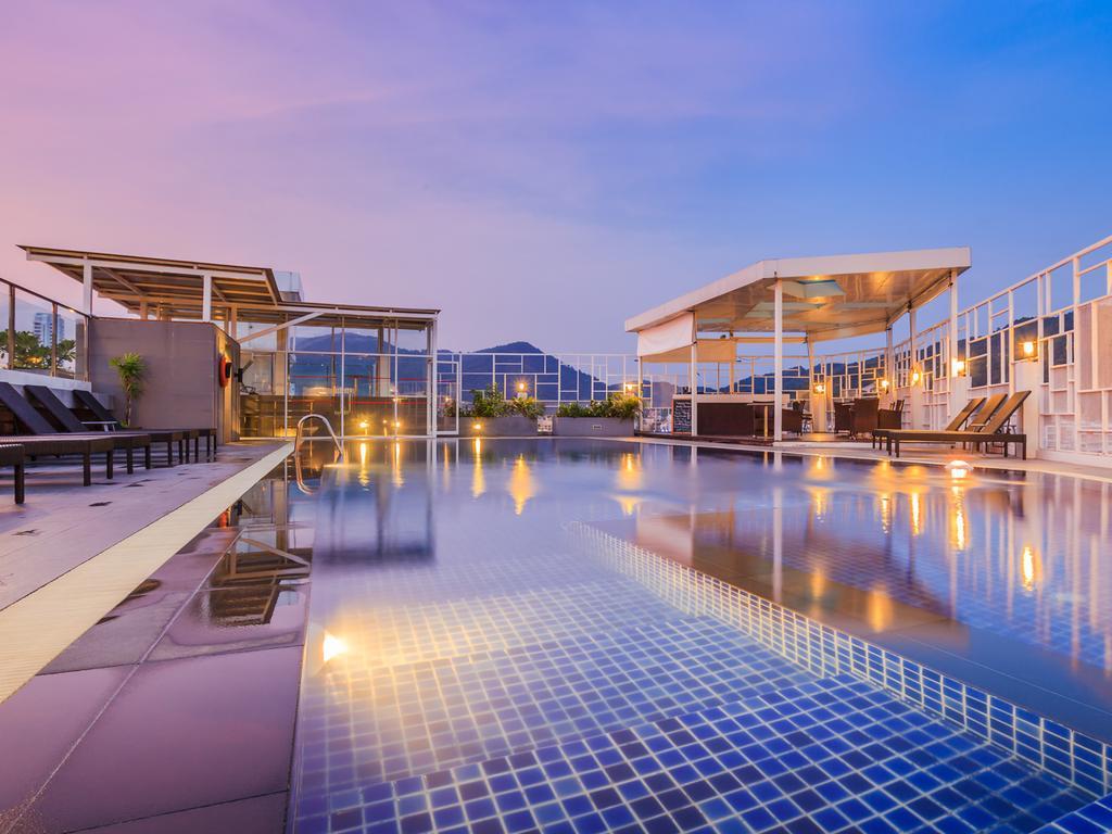 Ashlee Heights Hotel Patong Exterior photo