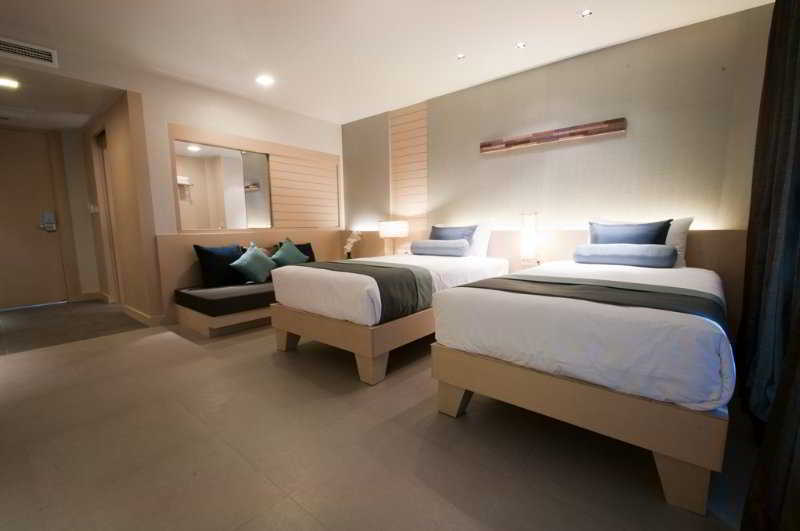 Ashlee Heights Hotel Patong Exterior photo